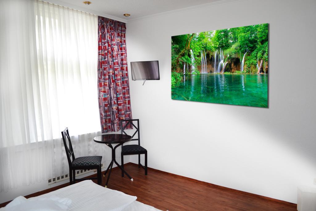 Hotel Hotel - Pension Haubach Berlino